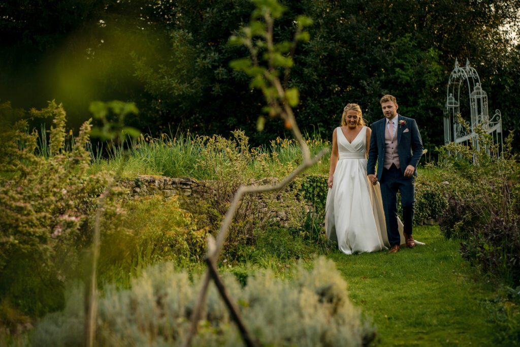 burleigh court cotswolds wedding