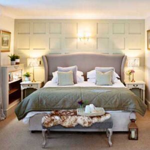 An image of a Top Notch category bedroom at Burlrigh Court