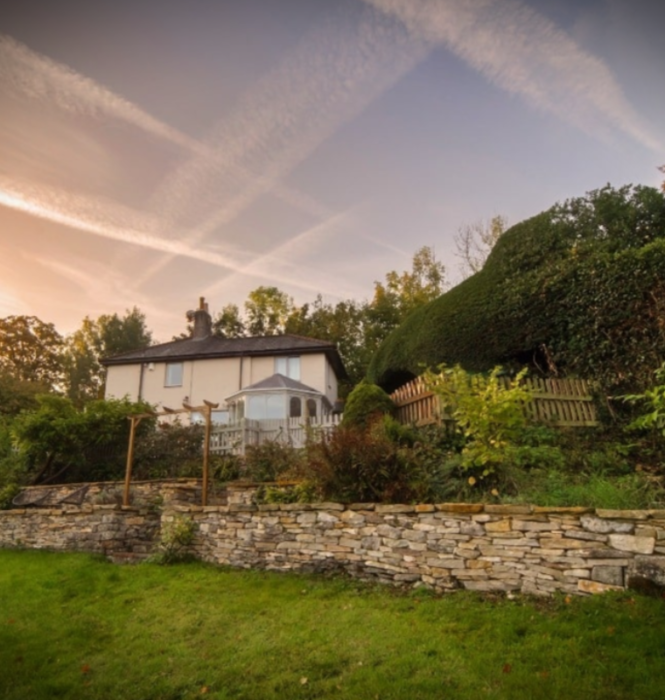 burleigh lodge at burleigh court cotswolds